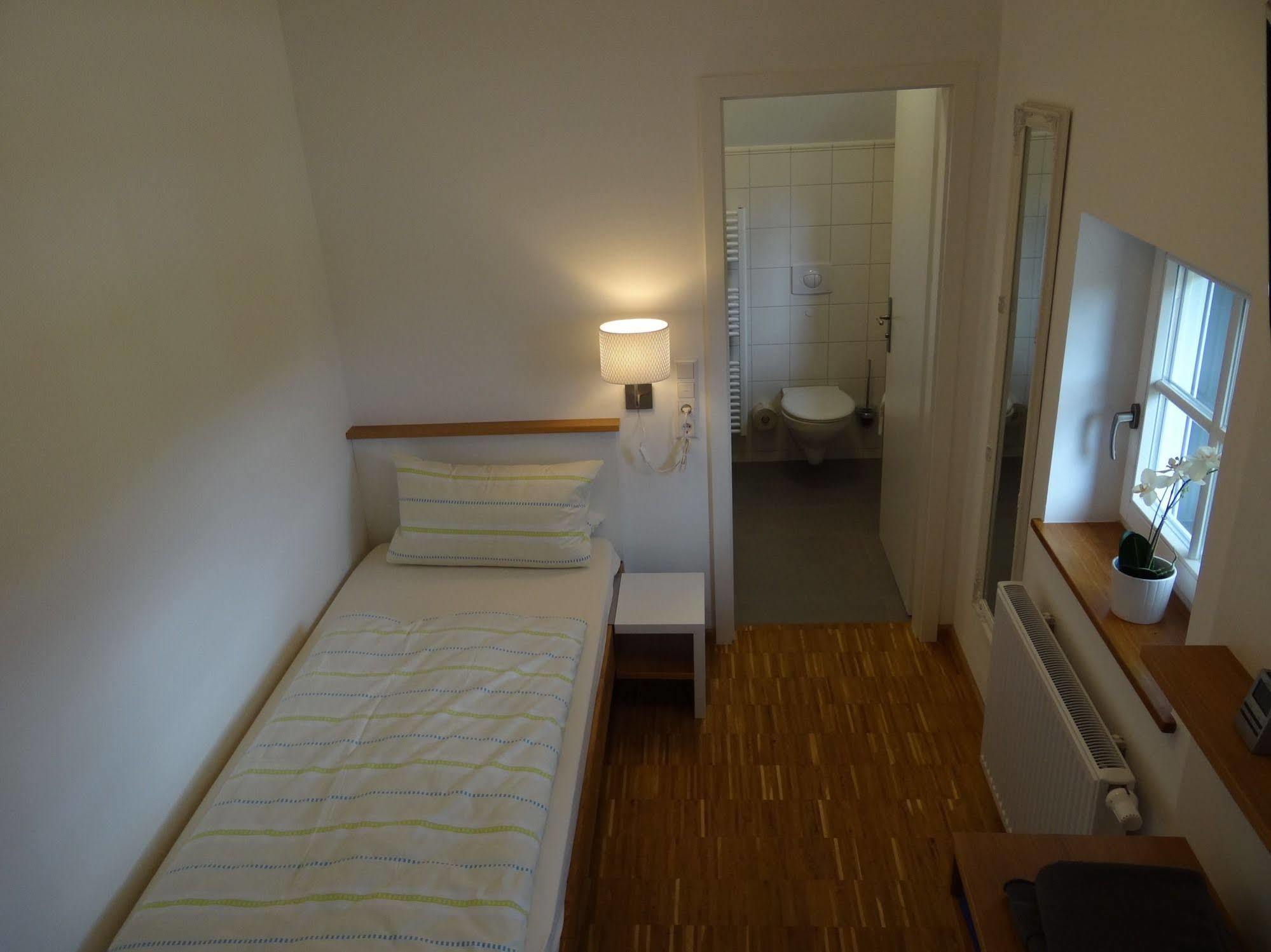Landgasthaus Zum Seysingshof Bad Colberg Luaran gambar
